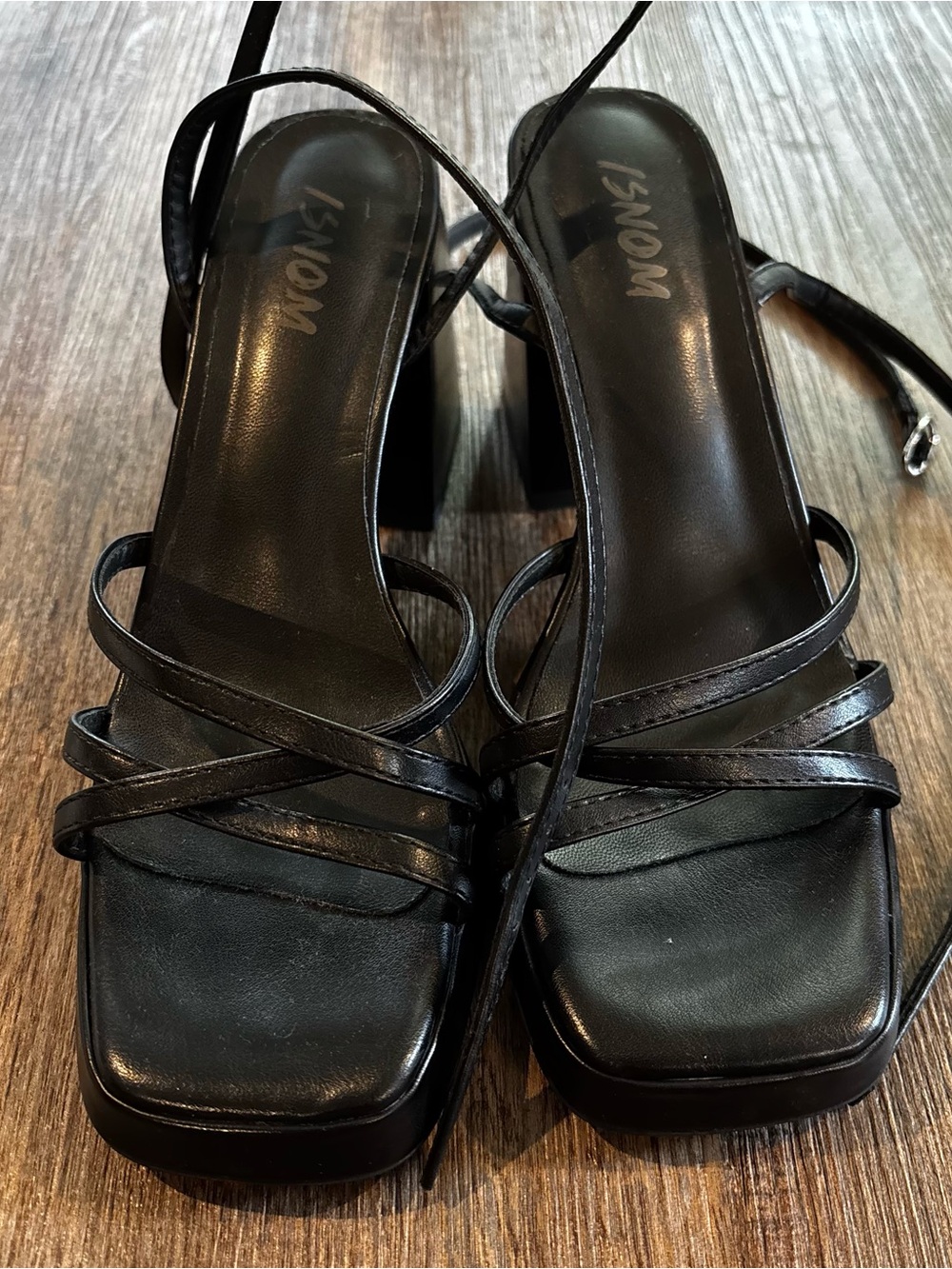 Women's Black Strappy Block Heel Sandals -
